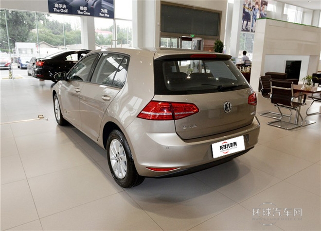 2015款 1.6L手動(dòng)時(shí)尚型