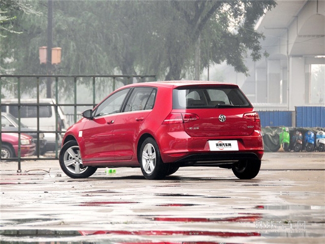 2015款 1.6L自動舒適型