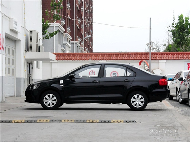 2015款 1.4L 手動(dòng)時(shí)尚型