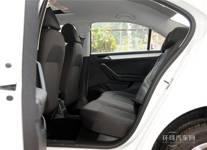 2015款 1.4L 手動舒適型