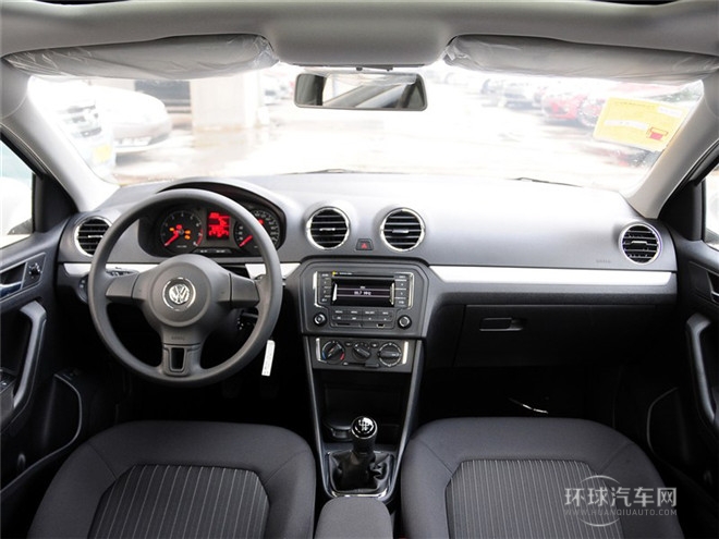 2015款 1.4L 手動舒適型