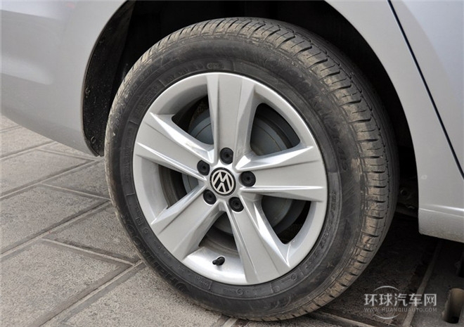 2015款 1.6L 手動(dòng)豪華型