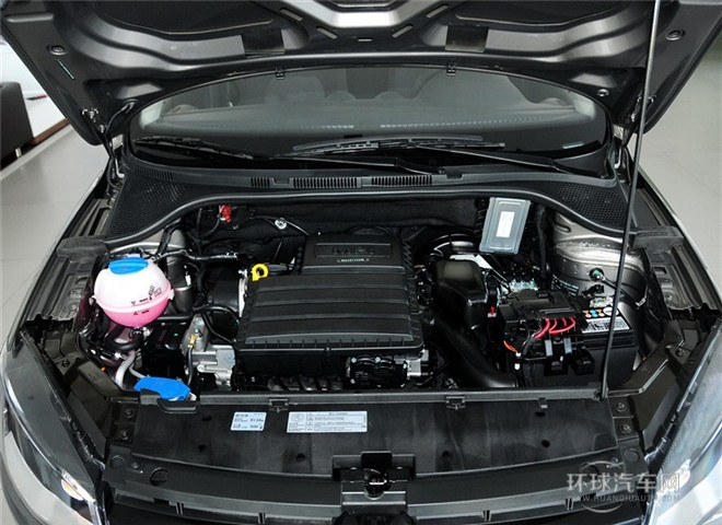 2015款 1.6L 手動時尚型