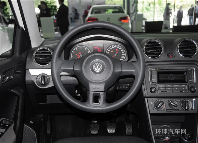 2015款 1.6L 手動舒適型