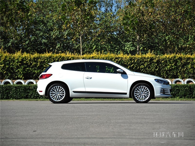 2015款 2.0TSI 豪華版