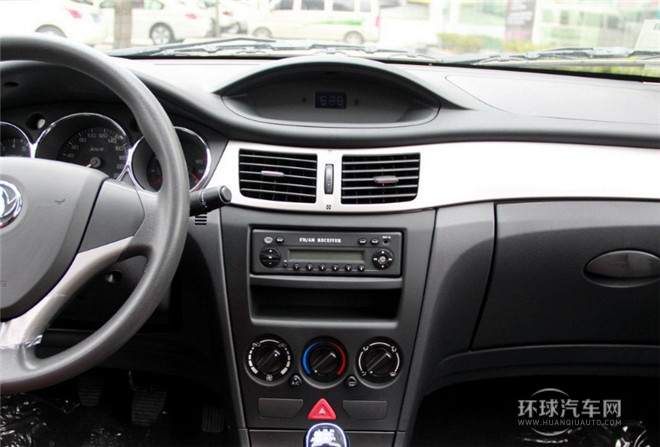 2014款 CROSS 1.5L 手動(dòng)智驅(qū)尊逸型