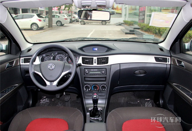 2014款 CROSS 1.5L 手動智驅尊逸型