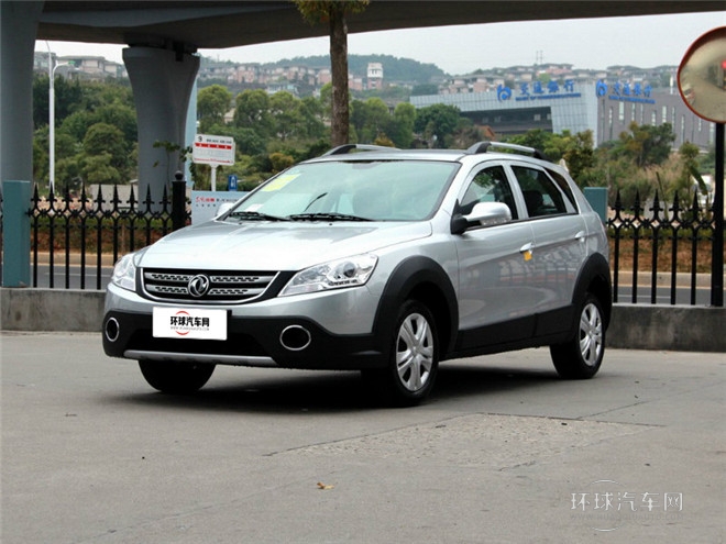 2014款 CROSS 1.5L 手動智驅尊逸型