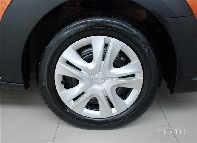 2014款 CROSS 1.5L 手動(dòng)智驅(qū)感恩版