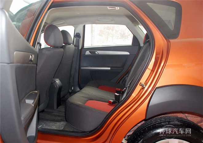 2014款 CROSS 1.5L 手動智驅感恩版