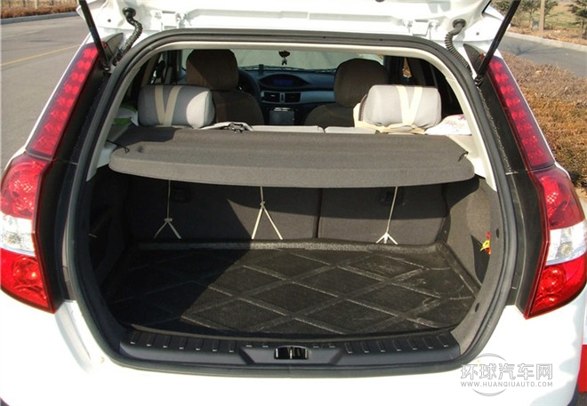 2014款 CROSS 1.5L 手動智驅尊尚型