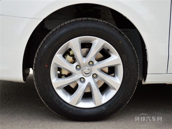 2014款 1.5L 手動智驅感恩版