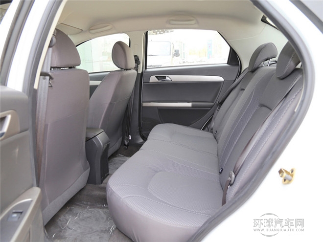 2014款 1.5L 手動(dòng)智驅(qū)感恩版