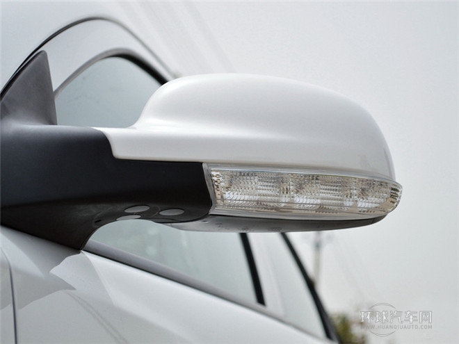 2014款 1.5L 手動智驅感恩版