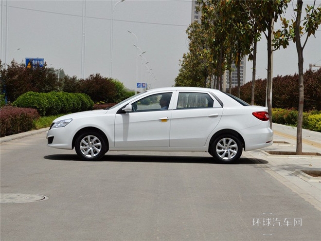 2014款 1.5L 手動(dòng)智驅(qū)感恩版