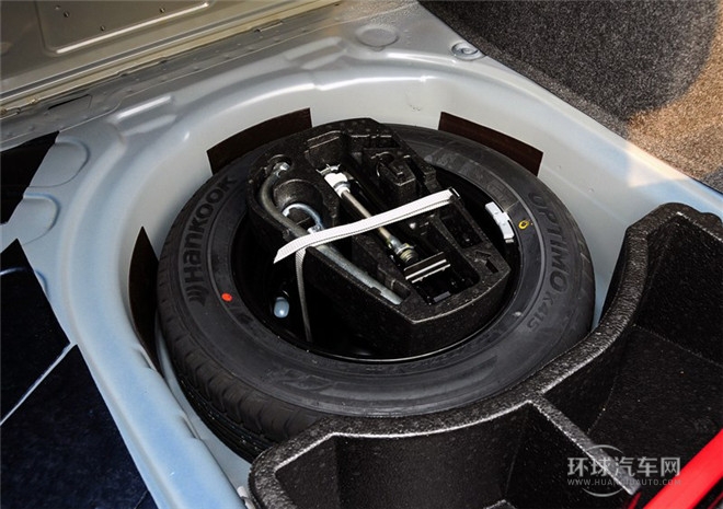 2015款 1.6L 自動豪華型