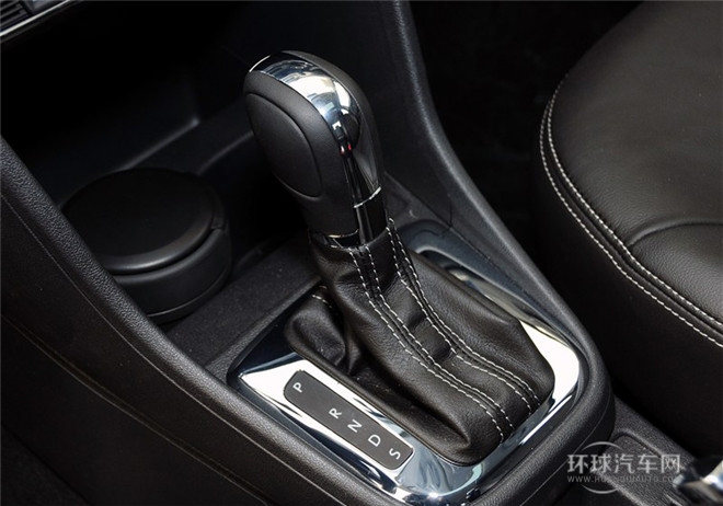 2015款 1.6L 自動(dòng)豪華型