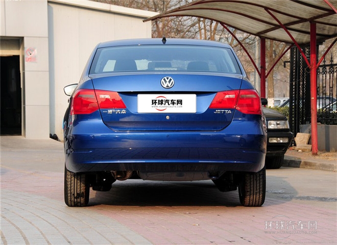 2015款 1.6L 自動(dòng)豪華型