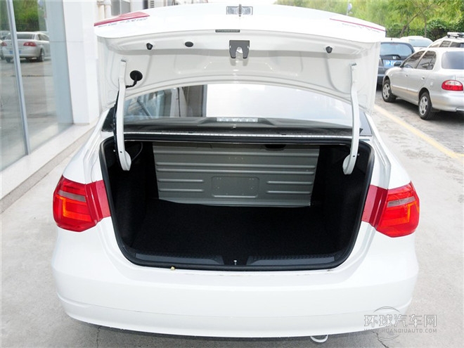 2015款 1.6L 自動時尚型