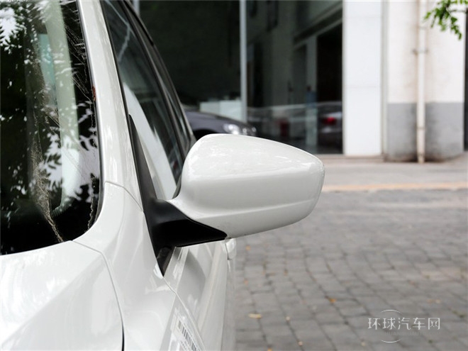 2015款 1.6L 自動舒適型