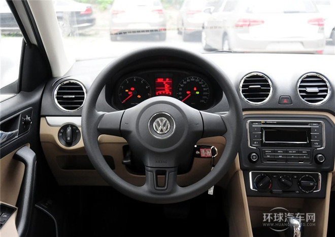 2015款 1.6L 自動(dòng)舒適型