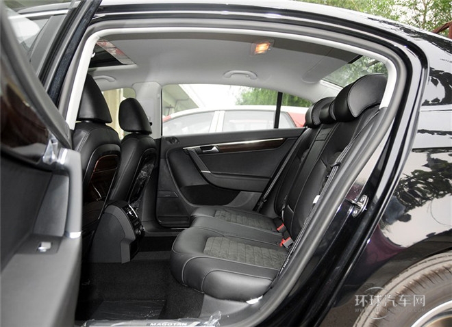 2015款 1.8TSI尊貴型