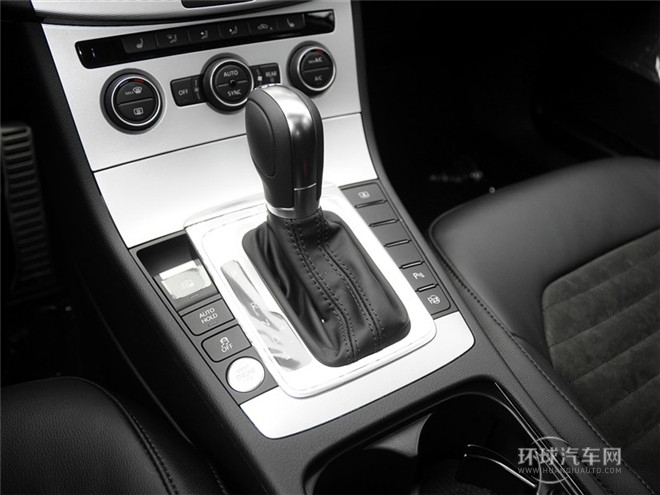 2015款 1.8TSI尊貴型