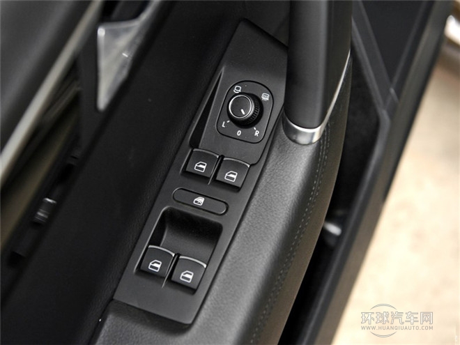 2015款 2.0TSI豪華型