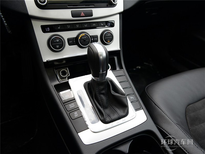 2015款 2.0TSI豪華型