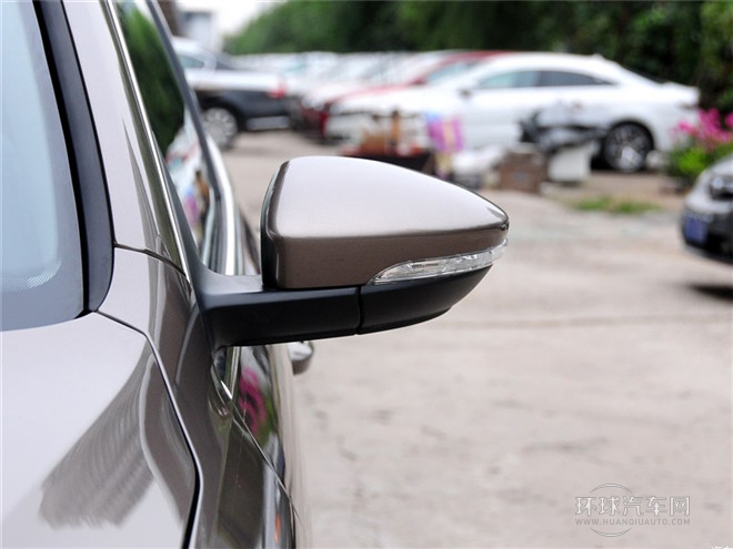 2015款 2.0TSI尊貴型