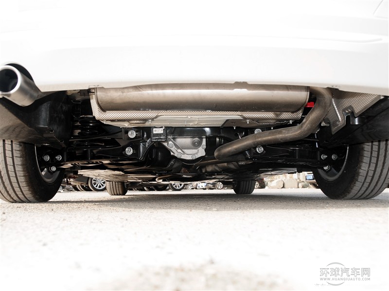 2015款 320i 進取型