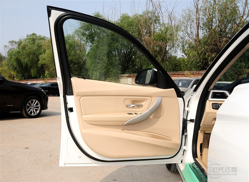 2015款 320i 進(jìn)取型