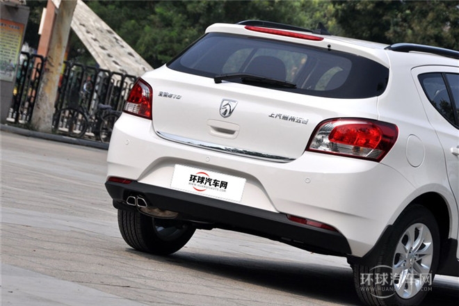 2014款 CROSS 1.5L 手動標準型