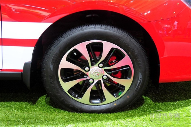 2014款 CROSS 1.5L 自動豪華型