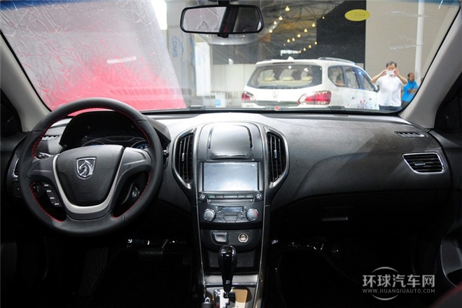 2014款 CROSS 1.5L 自動豪華型