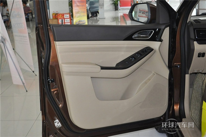 2014款 1.8L 手動舒適型 7座