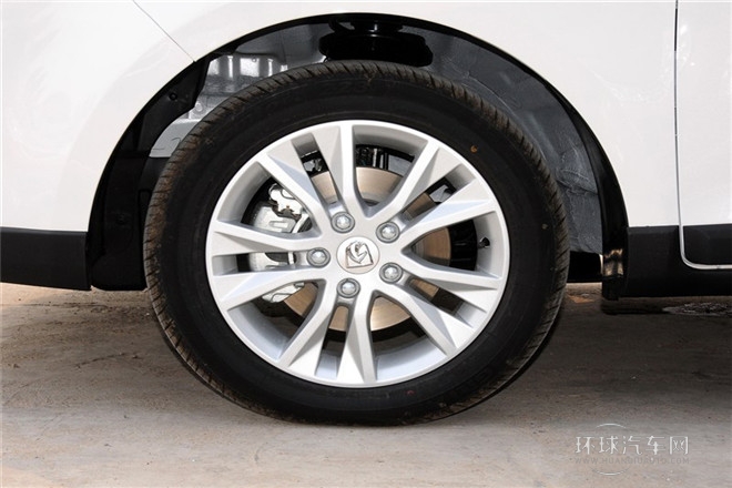 2014款 1.5L 手動舒適型 7座