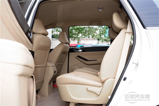 2014款 1.5L 手動(dòng)舒適型 7座