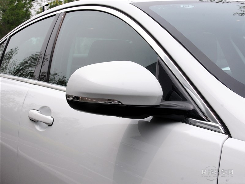 2015款XF 2.0T Sportbrake 風華版