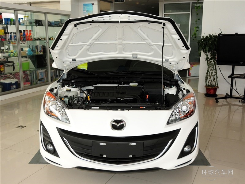 2015款 三廂 1.6L 自動精英型