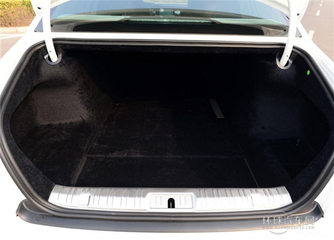 2014款 6.6T 英驥典藏版