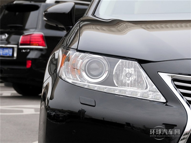 2014款 300h 舒適版