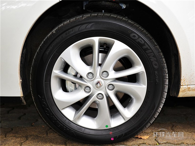 2015款 2.0L 時尚版