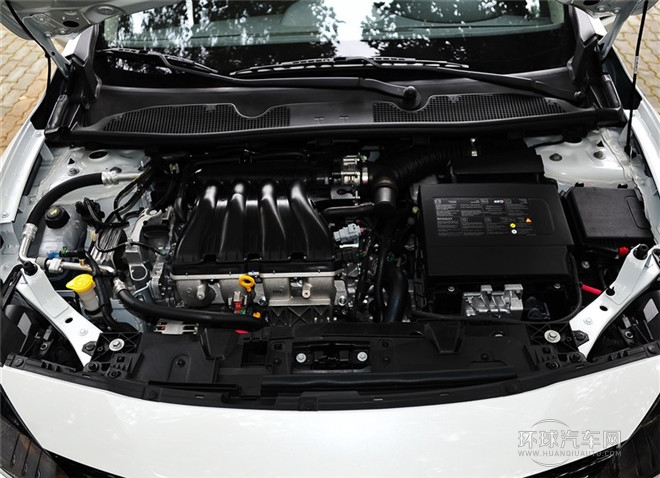 2015款 2.0L 時尚版