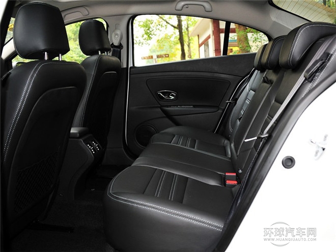 2015款 2.0L 時尚版