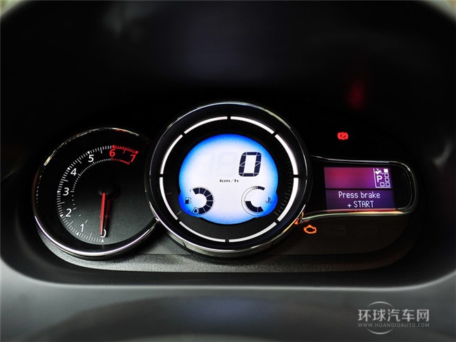 2015款 2.0L 時尚版