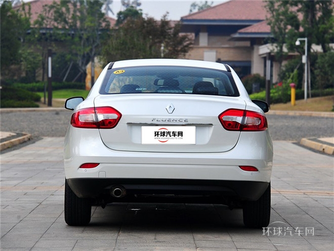 2015款 2.0L 時尚版