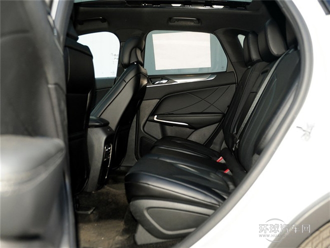 2014款 2.0T 四驅尊雅版