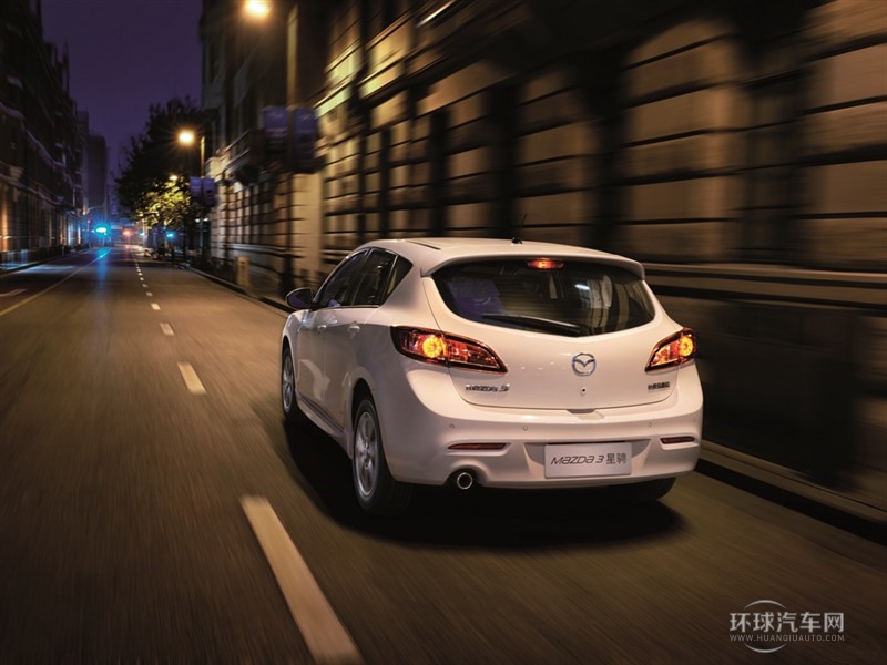 2015款 兩廂 2.0AT運動型