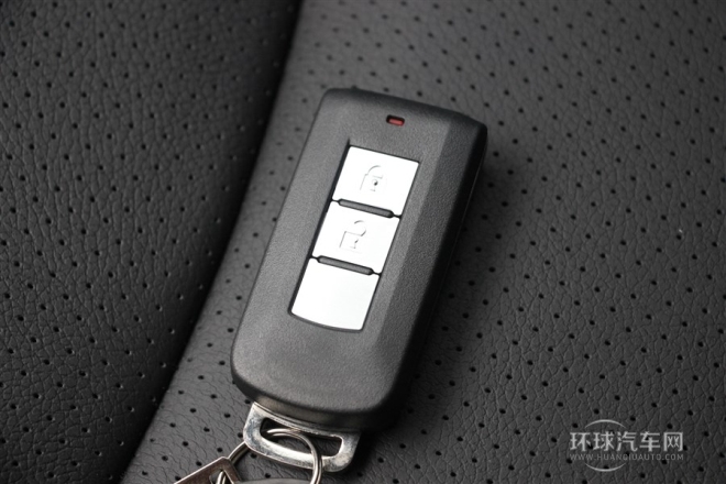 2014款 2.0L 自動(dòng)兩驅(qū)超越版